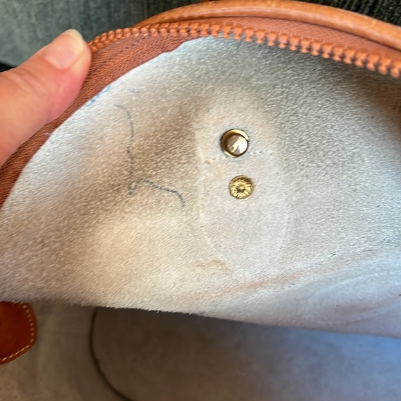 Dooney & Bourke cream and brown leather satchel - Picture 4 of 10